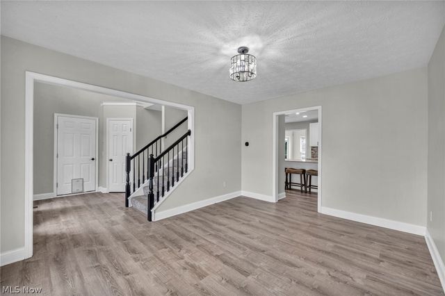 998 Woodfield Lane, Brunswick, OH 44212