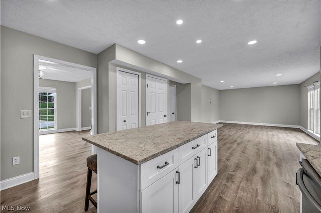 998 Woodfield Lane, Brunswick, OH 44212