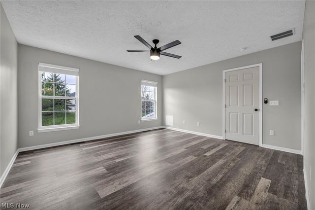 998 Woodfield Lane, Brunswick, OH 44212