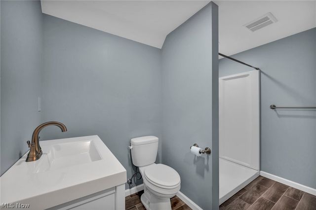 998 Woodfield Lane, Brunswick, OH 44212