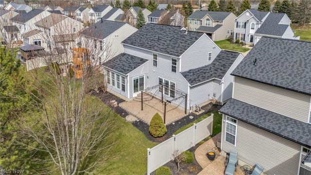 998 Woodfield Lane, Brunswick, OH 44212