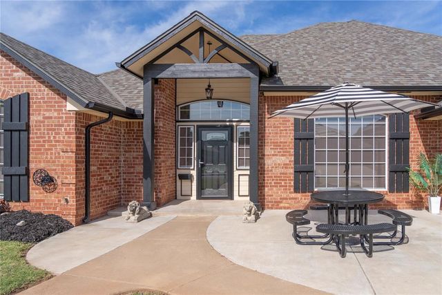 15805 Brenner Pass, Edmond, OK 73013