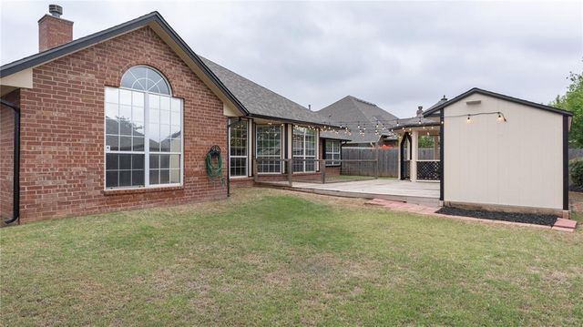 15805 Brenner Pass, Edmond, OK 73013