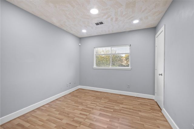 15903 S Alley Court, Houston, TX 77082