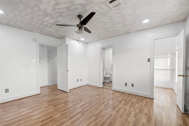 15903 S Alley Court, Houston, TX 77082