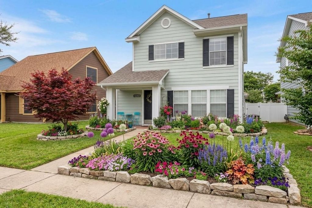 15903 S Alley Court, Houston, TX 77082