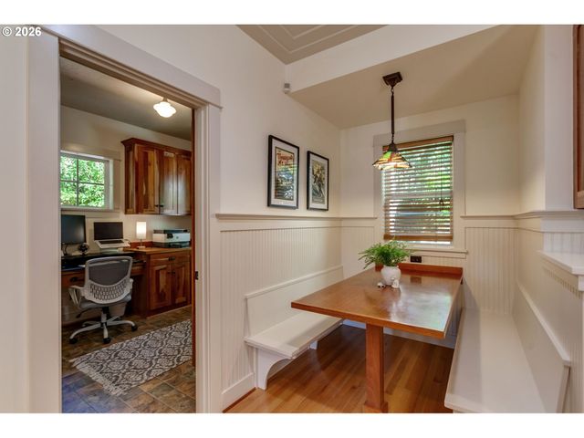 2939 Sw CUSTER St, Portland, OR 97219