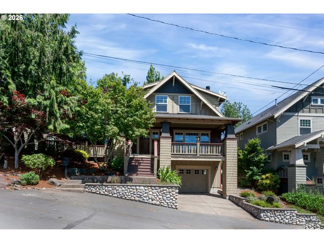 2939 Sw CUSTER St, Portland, OR 97219