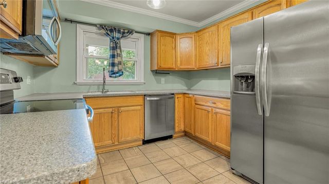 1222 Pascal PL, Norfolk, VA 23502