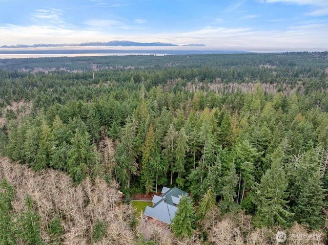 1059 Evergreen Lane, Freeland, WA 98249