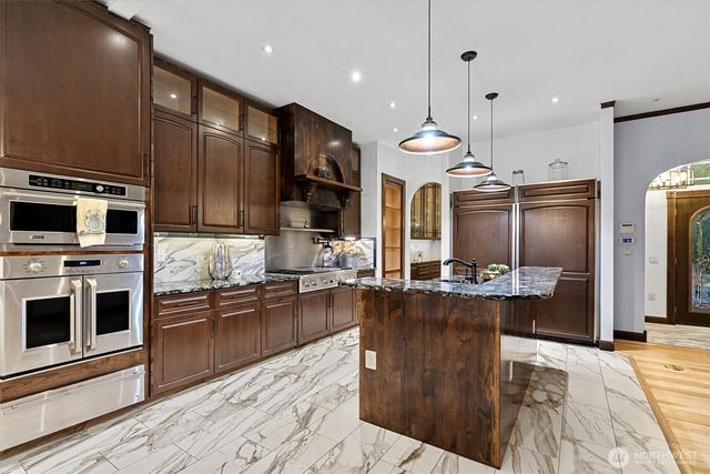 1059 Evergreen Lane, Freeland, WA 98249