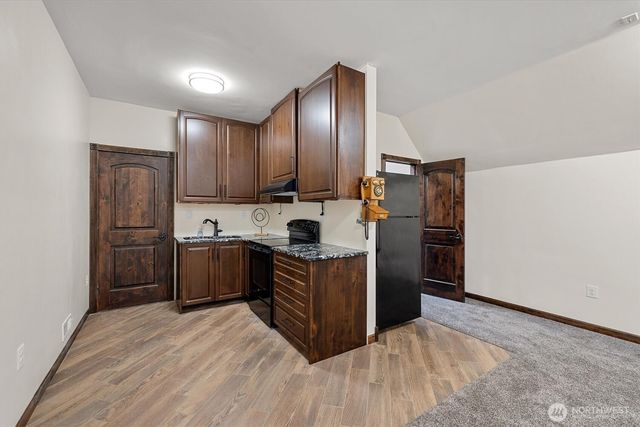 1059 Evergreen Lane, Freeland, WA 98249