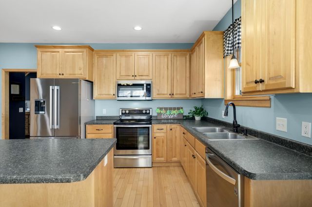 19434 Harmony Avenue, Rogers, MN 55374