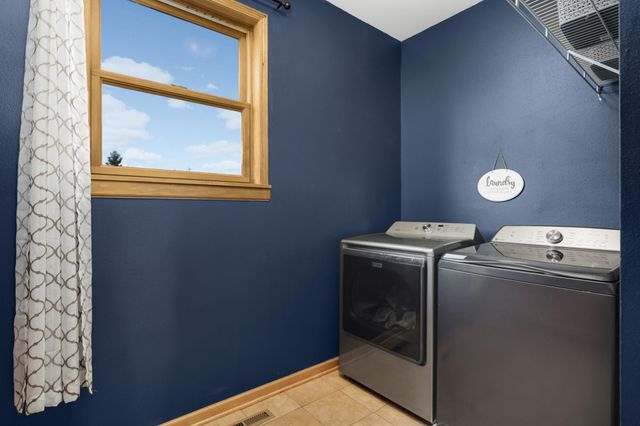 19434 Harmony Avenue, Rogers, MN 55374