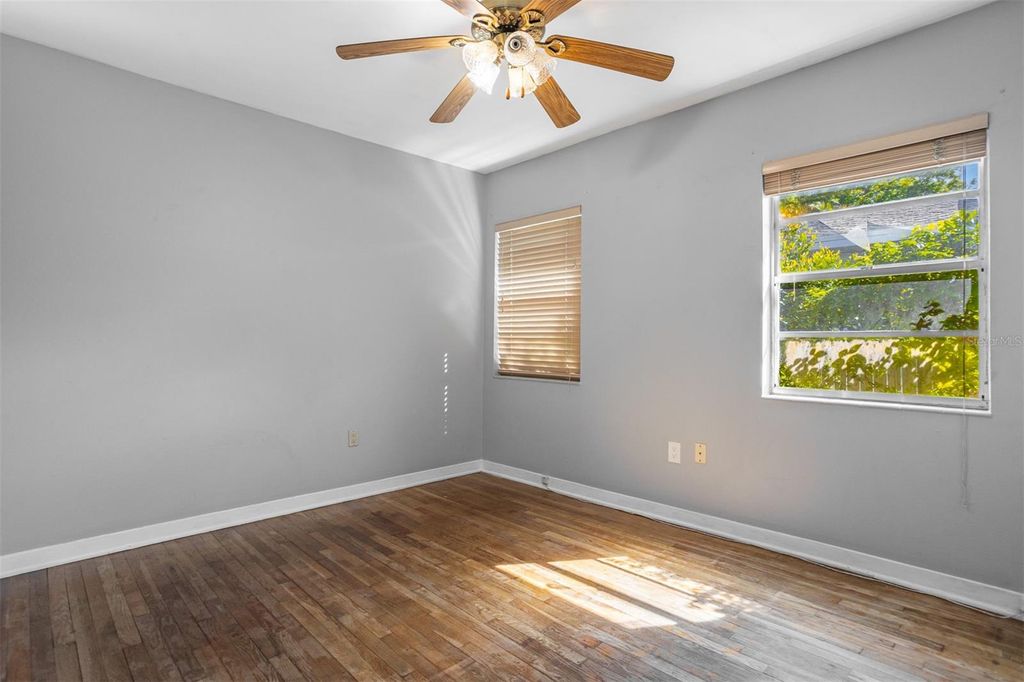 Image 14 of property listing at 3306 W FIELDER STREET, Tampa, FL 33611