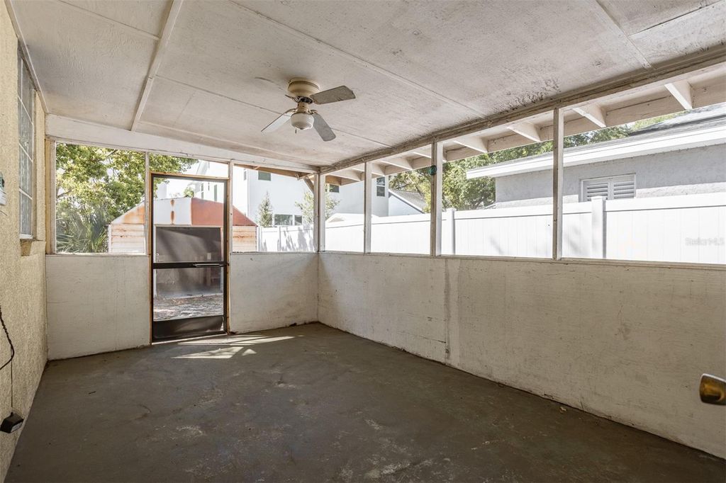Image 15 of property listing at 3306 W FIELDER STREET, Tampa, FL 33611