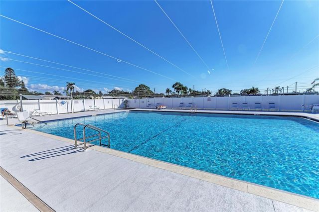 10315 CORTEZ ROAD W 17J, Bradenton, FL 34210