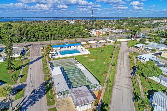 10315 CORTEZ ROAD W 17J, Bradenton, FL 34210