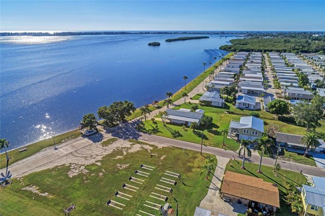 10315 CORTEZ ROAD W 17J, Bradenton, FL 34210