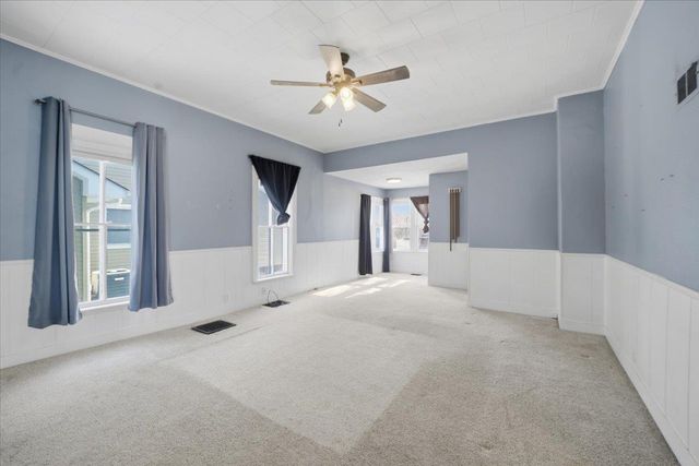 910 K Avenue, Grundy Center, IA 50638