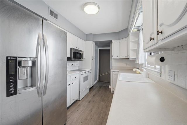 910 K Avenue, Grundy Center, IA 50638