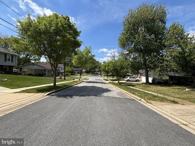 4231 KINMOUNT RD, Lanham, MD 20706