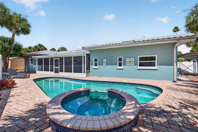976 NARCISSUS AVENUE, Clearwater Beach, FL 33767