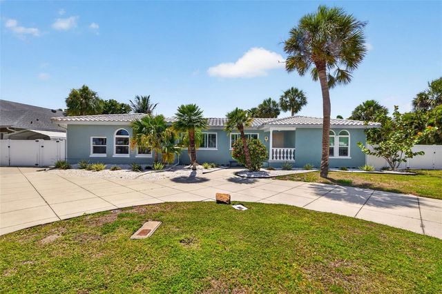 976 NARCISSUS AVENUE, Clearwater Beach, FL 33767