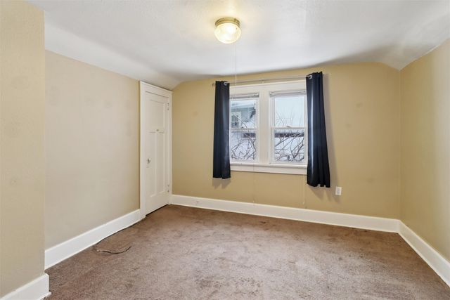 800 E Sheridan Avenue, Des Moines, IA 50316