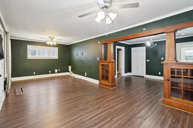 800 E Sheridan Avenue, Des Moines, IA 50316