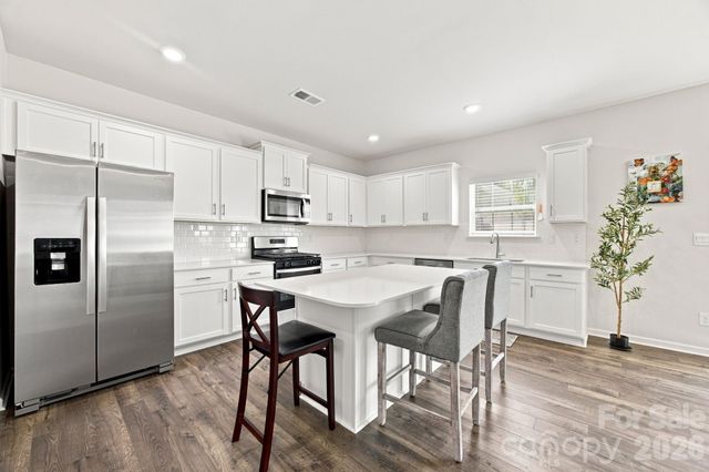 9251 Mackinaw Drive, Gastonia, NC 28056