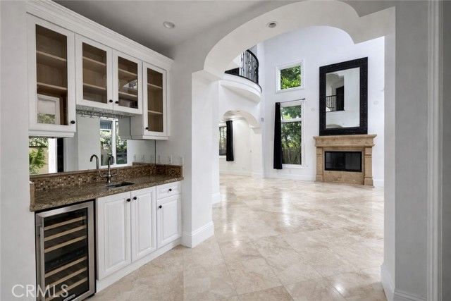 258 Santa Isabel Avenue, Costa Mesa, CA 92627