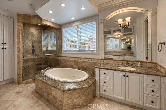 258 Santa Isabel Avenue, Costa Mesa, CA 92627