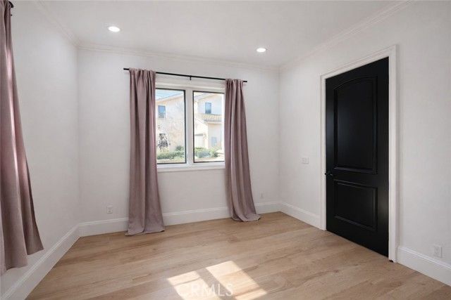 258 Santa Isabel Avenue, Costa Mesa, CA 92627