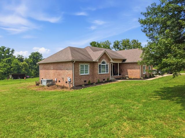 375 Brummitt Rd, Castalian Springs, TN 37031