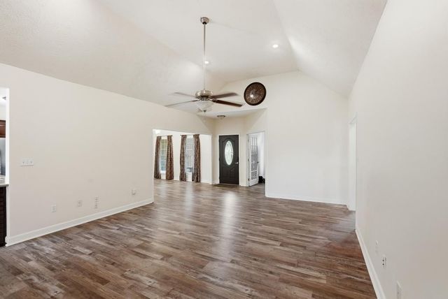 375 Brummitt Rd, Castalian Springs, TN 37031