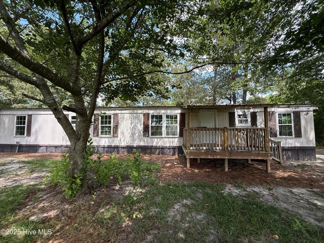 4205 Bass Lake Road, Clinton, NC 28328