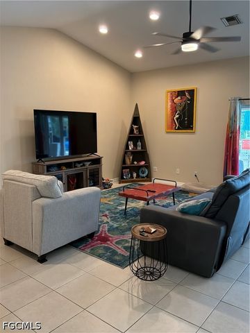 3404 SW 1st PL, Cape Coral, FL 33914