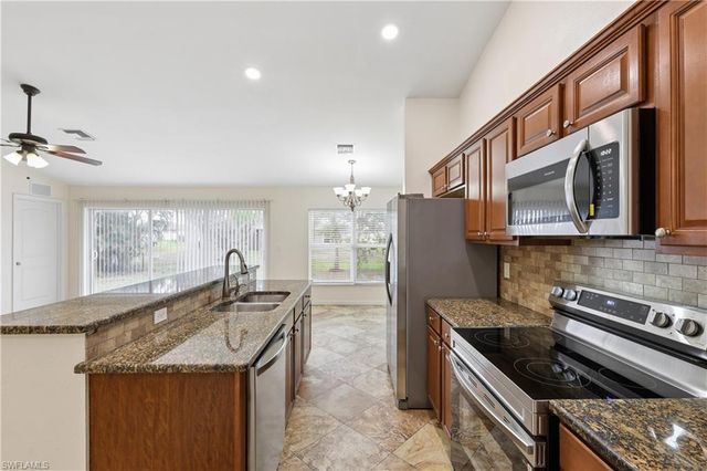 2846 3rd ST, Cape Coral, FL 33993