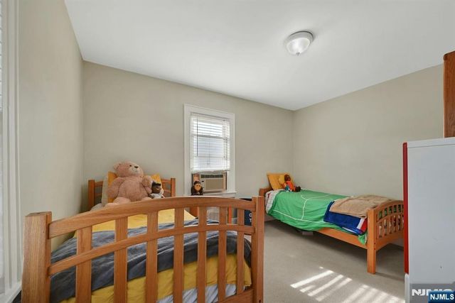218 Elder Avenue, Bergenfield, NJ 07621