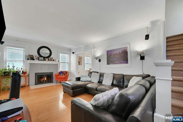218 Elder Avenue, Bergenfield, NJ 07621