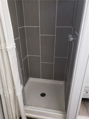 419 Gulfspray Ave, Corpus Christi, TX 78402