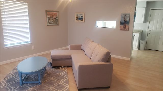 419 Gulfspray Ave, Corpus Christi, TX 78402