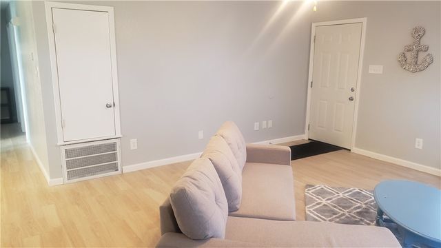 419 Gulfspray Ave, Corpus Christi, TX 78402