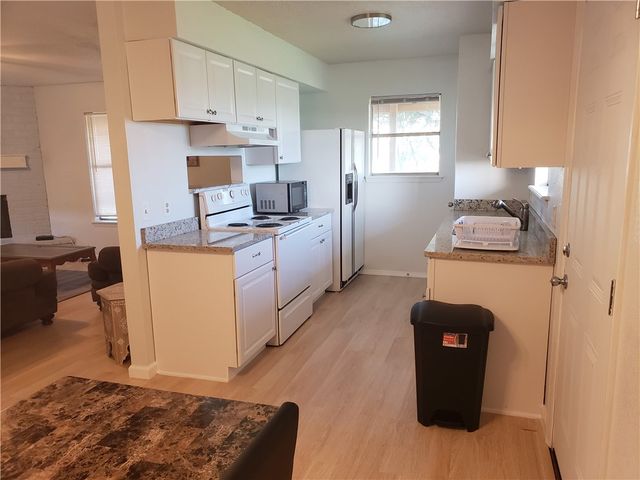 419 Gulfspray Ave, Corpus Christi, TX 78402