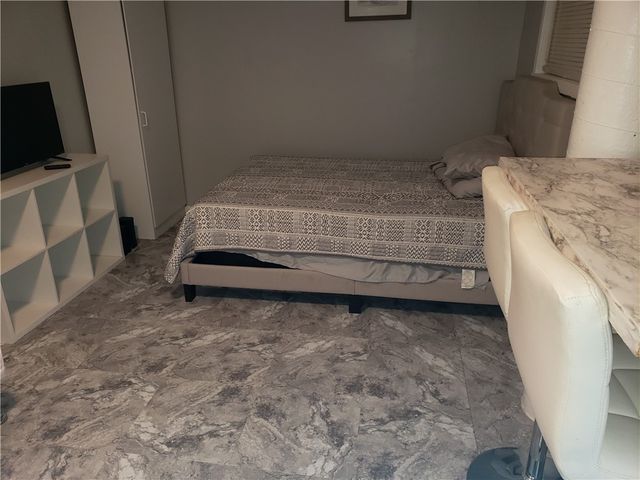 419 Gulfspray Ave, Corpus Christi, TX 78402