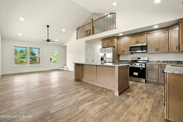 374 Nolin Estates Rd, Clarkson, KY 42726