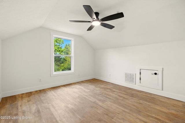 374 Nolin Estates Rd, Clarkson, KY 42726