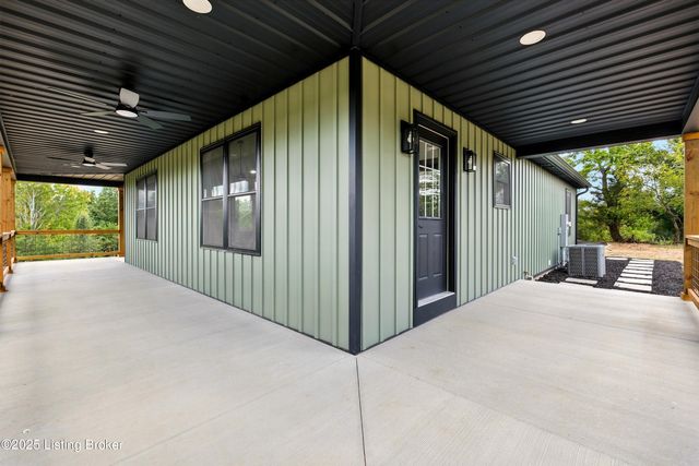 374 Nolin Estates Rd, Clarkson, KY 42726