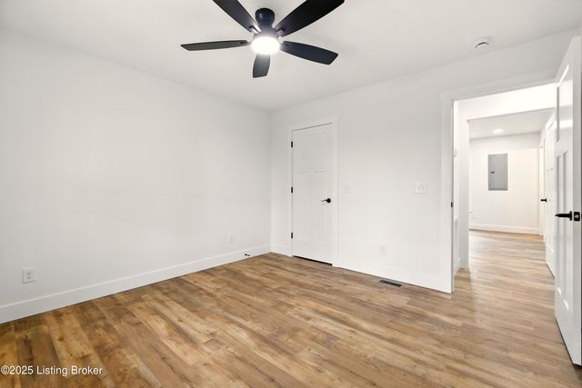 374 Nolin Estates Rd, Clarkson, KY 42726